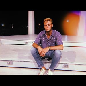 Meet your Posher, Will